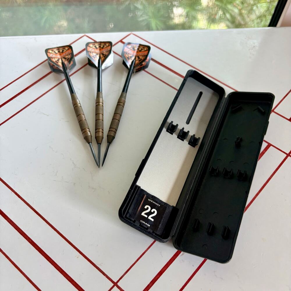 Vintage Budweiser 22 Gram Brass Steel Tip Darts Set of 3 with Case